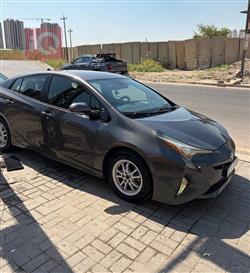 تويوتا بريوس